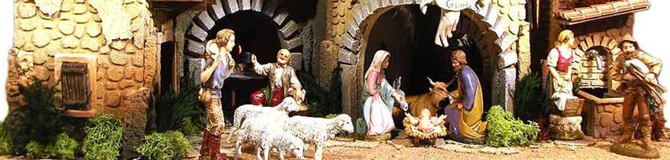 Presepe completo in stile classico e napoletano